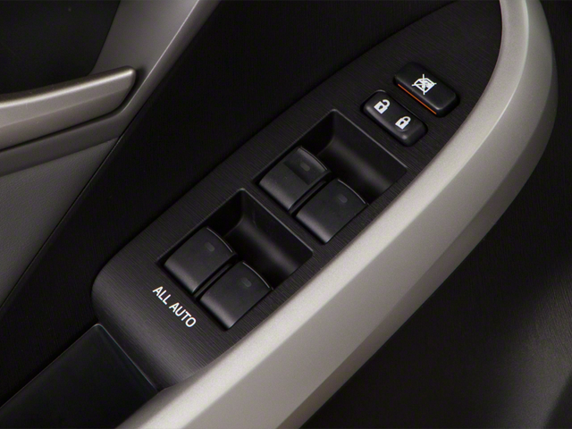 2012 Toyota Prius Plug-in Advanced