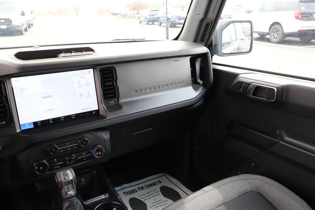 2025 Ford Bronco Base 4x4