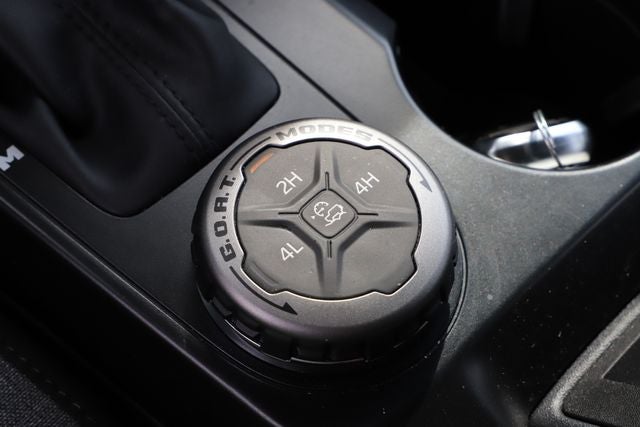 2025 Ford Bronco Base 4x4