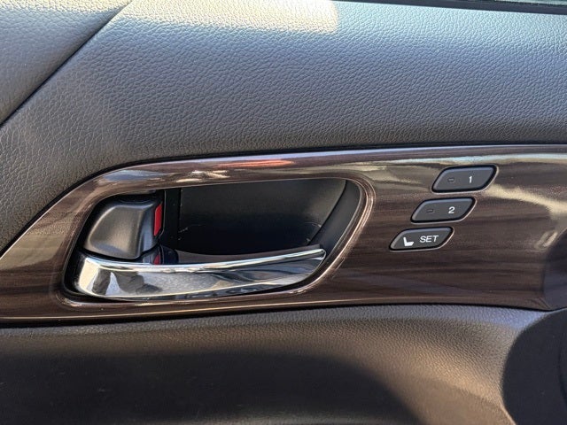 2017 Honda Accord EX-L w/Navigation and Honda Sensing