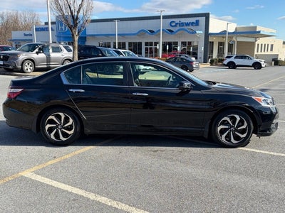 2017 Honda Accord EX-L w/Navigation and Honda Sensing