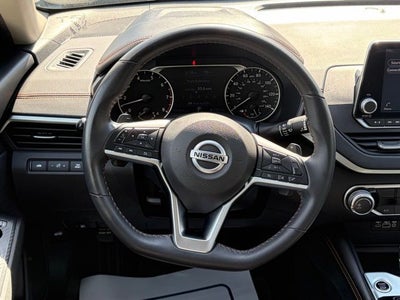 2022 Nissan Altima 2.5 SR