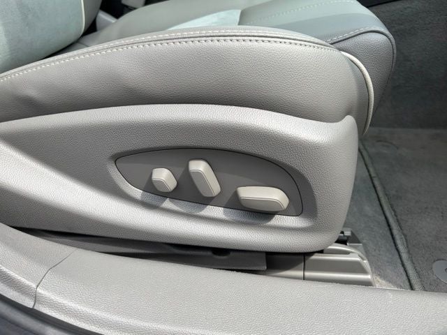 2015 Chevrolet Impala LT 2LT