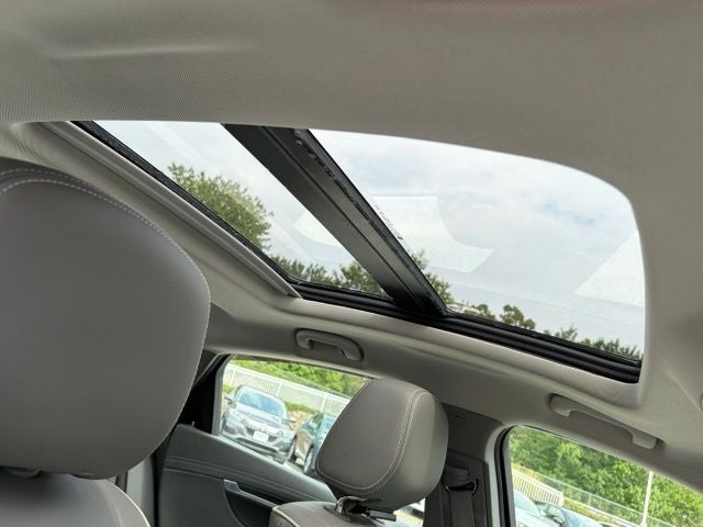 2015 Chevrolet Impala LT 2LT