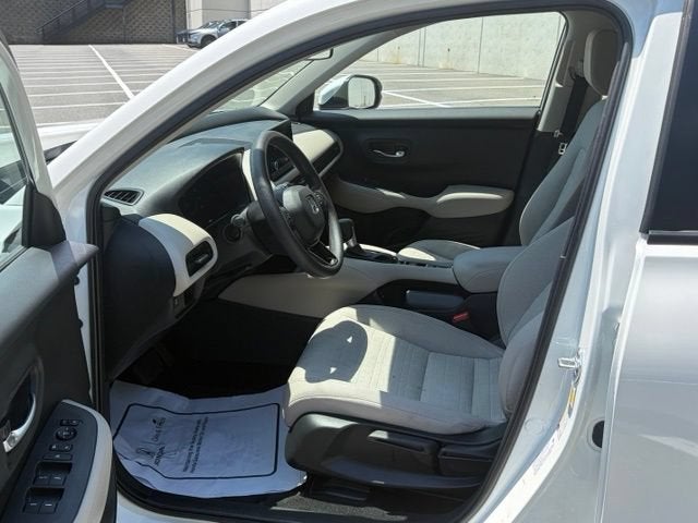 2025 Honda HR-V AWD LX