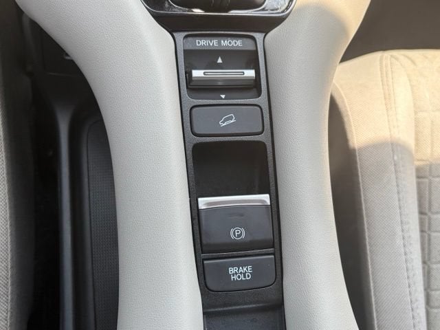 2025 Honda HR-V AWD LX
