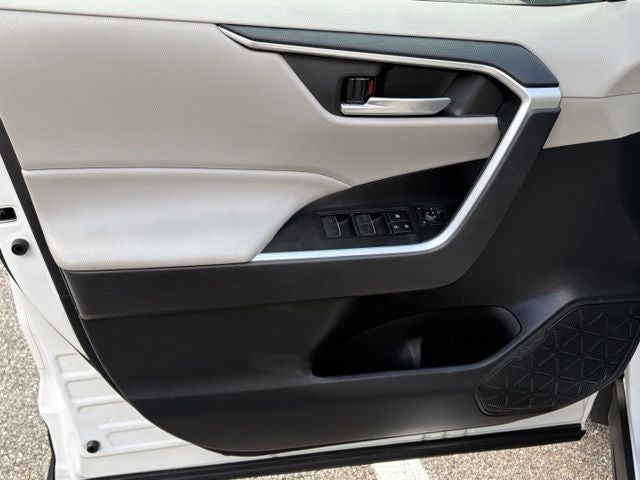 2023 Toyota RAV4 Hybrid XLE AWD