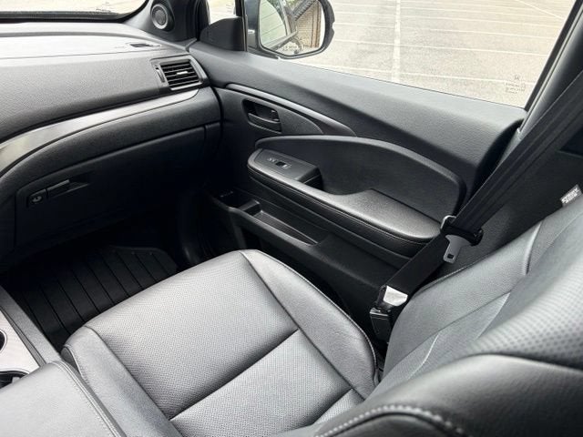 2025 Honda Passport AWD EX-L