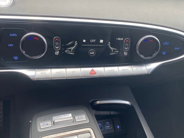 2025 Genesis GV70 2.5T