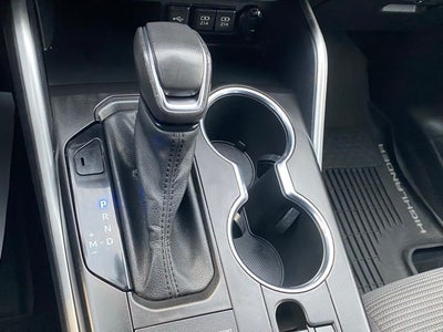 2021 Toyota Highlander LE