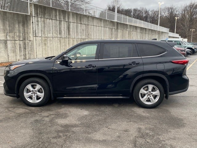 2021 Toyota Highlander LE