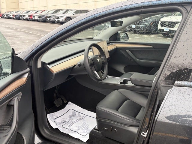 2024 Tesla Model Y Long Range