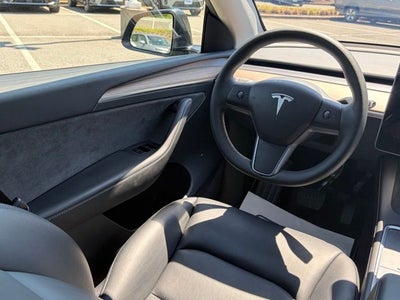 2025 Tesla Model Y Long Range