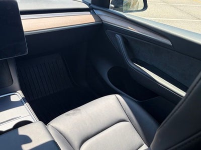 2025 Tesla Model Y Long Range