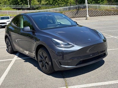 2025 Tesla Model Y Long Range