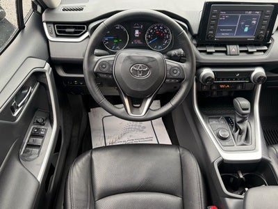 2022 Toyota RAV4 Hybrid XLE