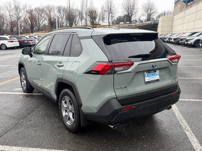 2022 Toyota RAV4 Hybrid XLE