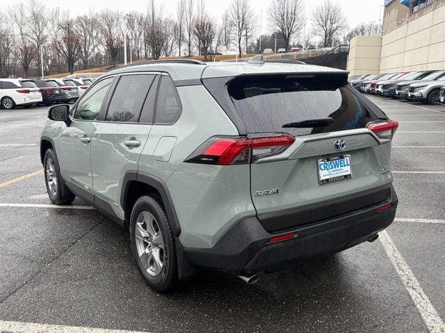 2022 Toyota RAV4 Hybrid XLE