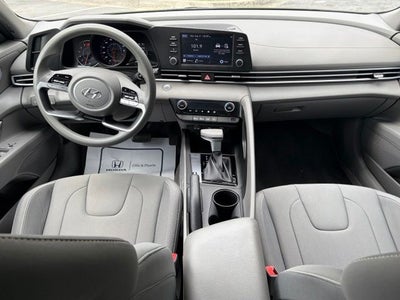 2023 Hyundai Elantra SEL