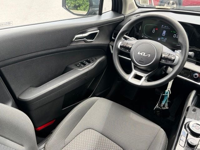 2023 Kia Sportage Hybrid LX AWD