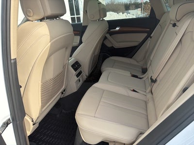 2023 Audi Q5 45 S line Premium quattro