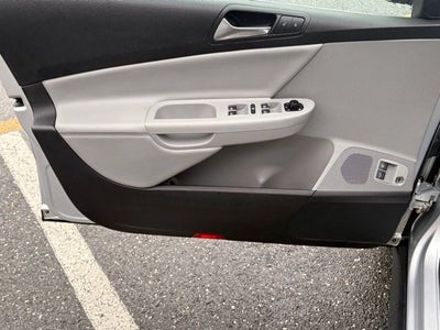 2010 Volkswagen Passat Komfort