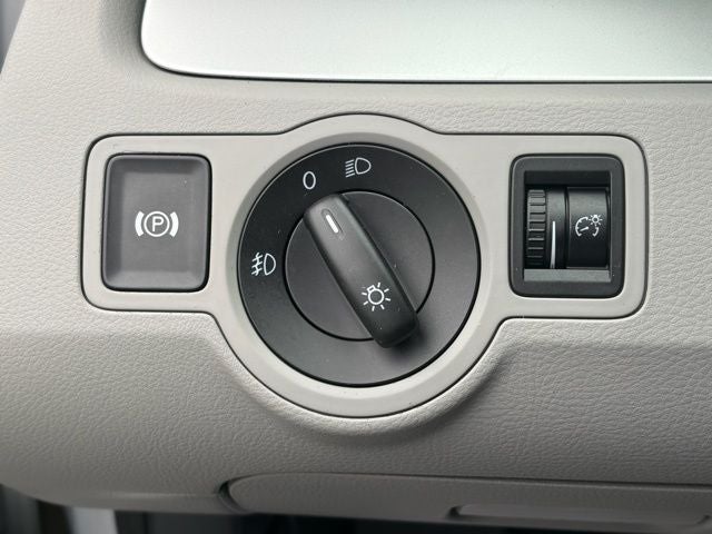 2010 Volkswagen Passat Komfort