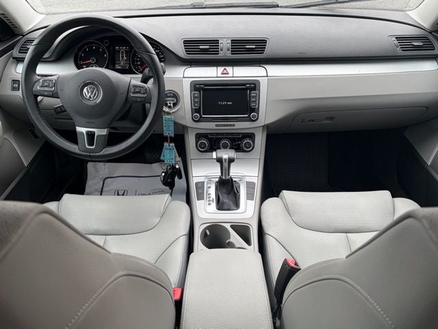 2010 Volkswagen Passat Komfort