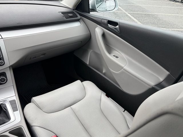 2010 Volkswagen Passat Komfort