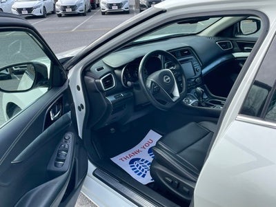 2023 Nissan Maxima SV