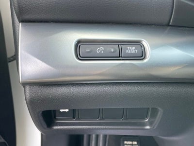 2023 Nissan Maxima SV