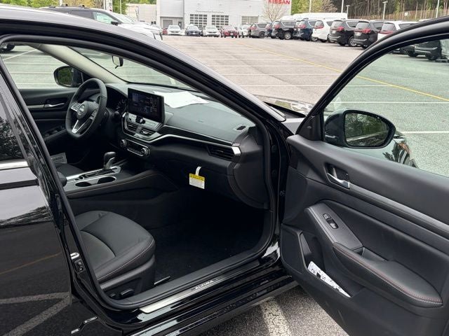 2026 Nissan Altima SR