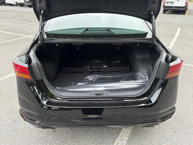 2026 Nissan Altima SR