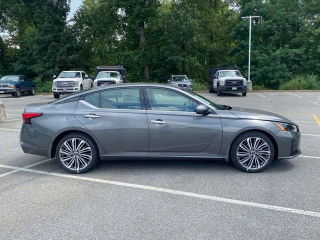 2025 Nissan Altima SL