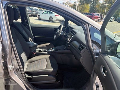 2025 Nissan Leaf SV Plus