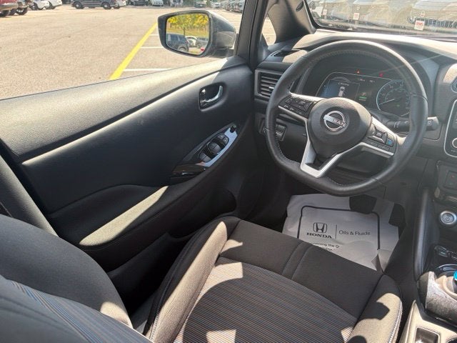 2025 Nissan Leaf SV Plus