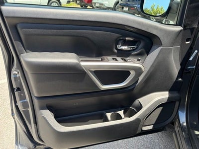2021 Nissan Titan SV 4x4