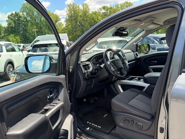 2021 Nissan Titan SV 4x4