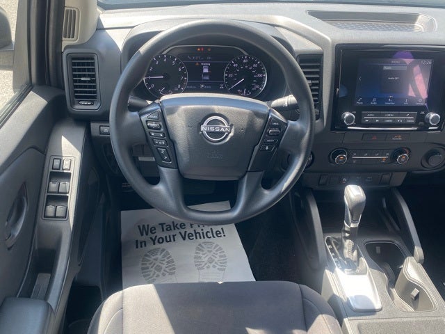 2022 Nissan Frontier S