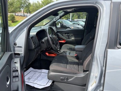 2024 Nissan Frontier PRO-4X 4x4