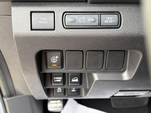 2024 Nissan Frontier PRO-4X 4x4