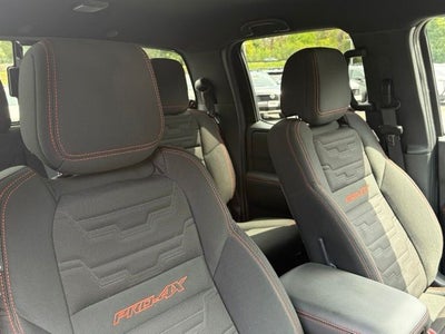 2024 Nissan Frontier PRO-4X 4x4