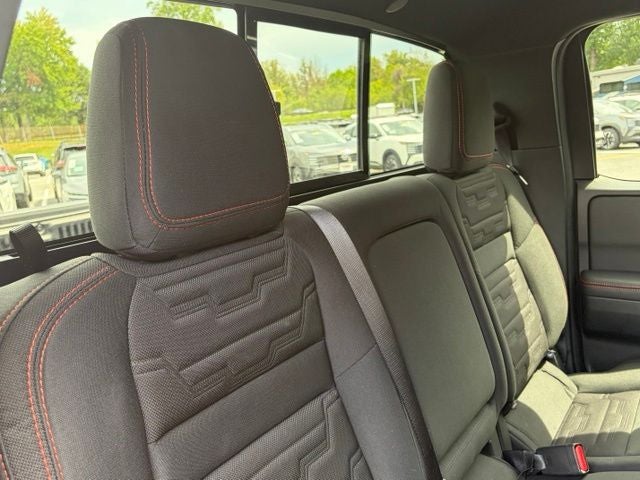 2024 Nissan Frontier PRO-4X 4x4