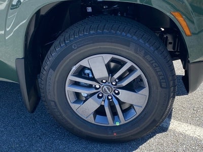 2025 Nissan Frontier Crew Cab SV