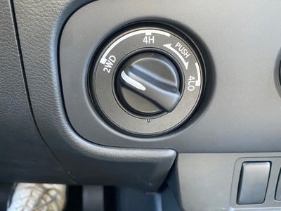 2025 Nissan Frontier Crew Cab SV