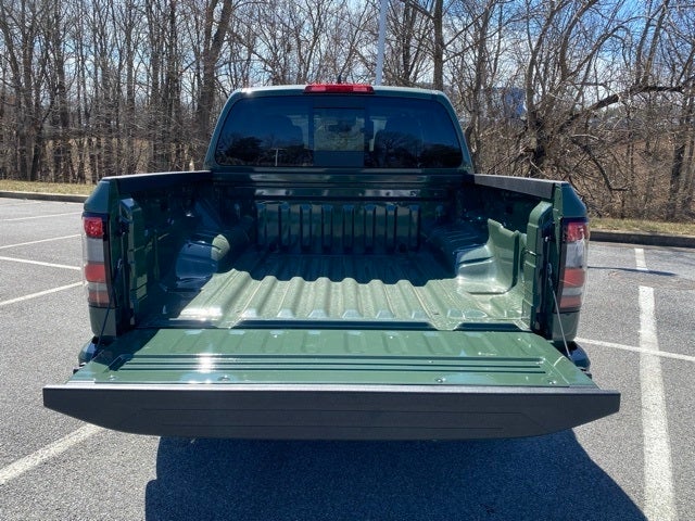 2025 Nissan Frontier Crew Cab SV