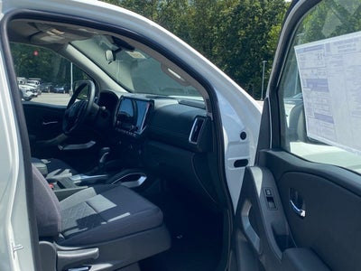 2025 Nissan Frontier Crew Cab SV