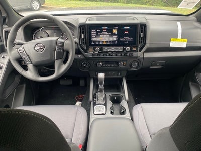 2026 Nissan Frontier Crew Cab SV
