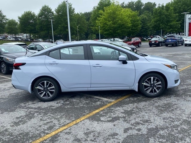 2025 Nissan Versa SV