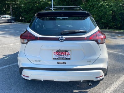 2022 Nissan Kicks SR